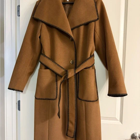 Elegant Brown Women's Coat - Picture 1 of 11